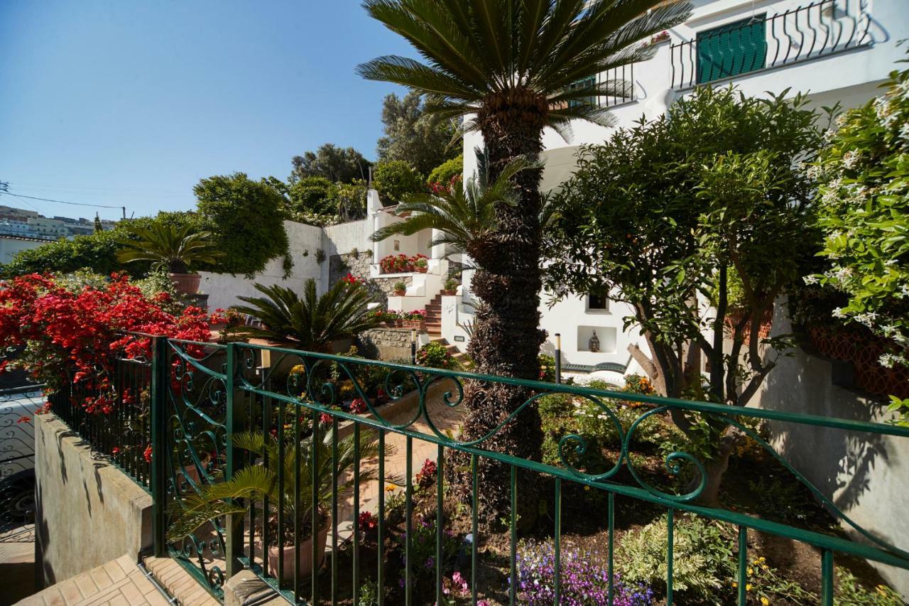 Villa Chiara Capri Marina Grande Buitenkant foto